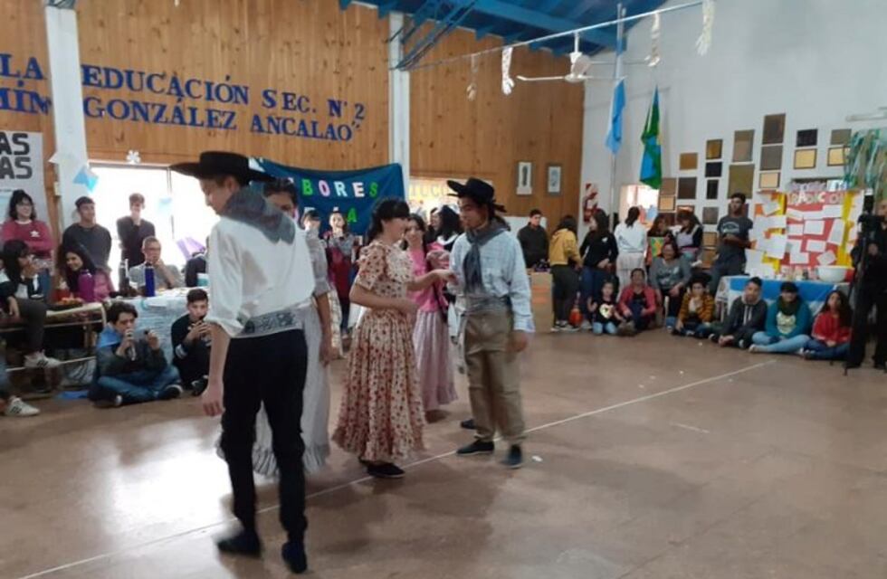 Punta Alta: la Secundaria 2 continúa con la inscripción para primer año