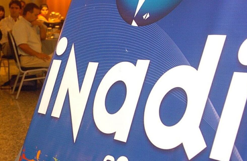 Mesa de Mujeres se manifestó contra "abuso policial y homofobia" denunciados por un joven