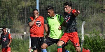 Argentino Peñarol goleó a Juventud Agraria de Colonia Tirolesa en los preparativos para el debut del 2 de febrero\u002E