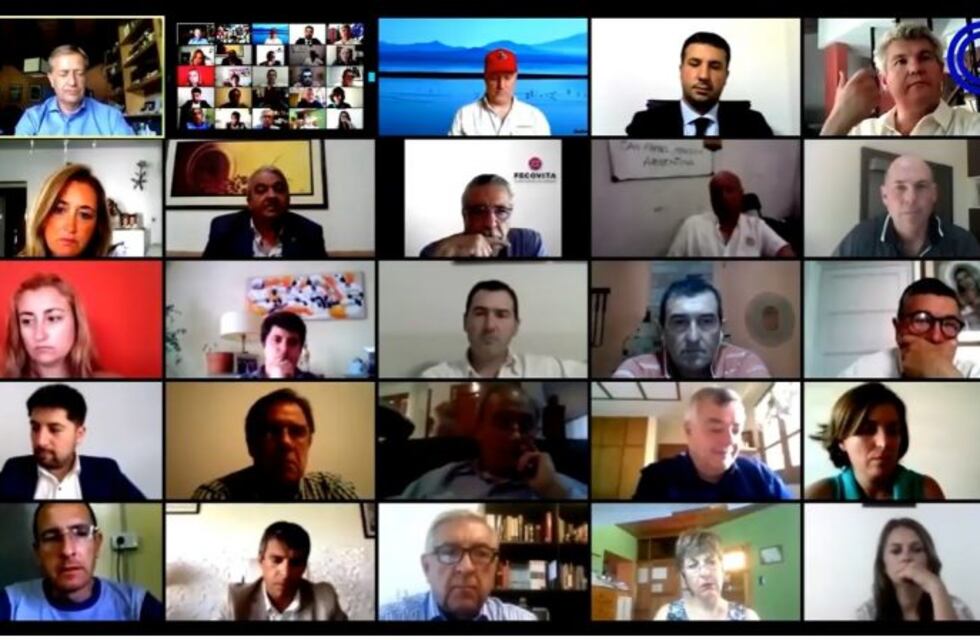 Los pedidos de la Cámara de Comercio a Suárez durante el almuerzo de las Fuerzas Vivas