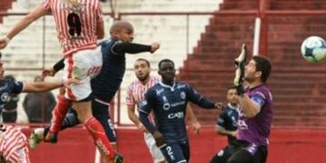 Independiente Rivadavia perdu00eda 2-0 y en el segundo tipo lo igualu00f3 ante Andes.