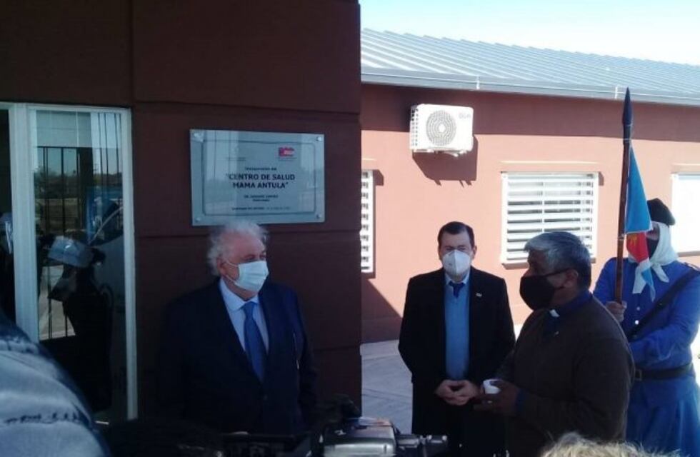 Ginés González García inauguró el hospital Mama Antula junto al gobernador