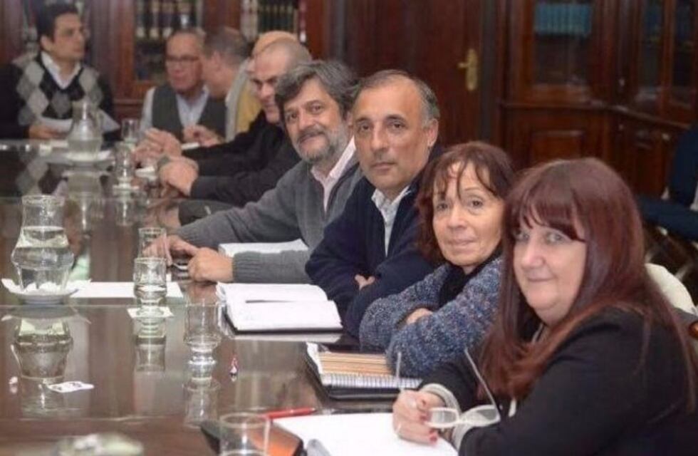Médicos bonaerenses aceptaron "en disconformidad" la propuesta salarial de la Provincia
