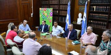 Se reprogramo el encuentro entre los representantes del gobierno y docentes\u002E