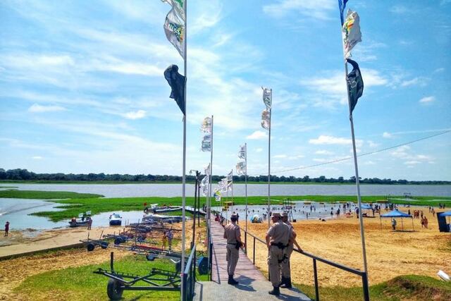 La Laguna de Herradura estuvo colmada de pescadores y turistas