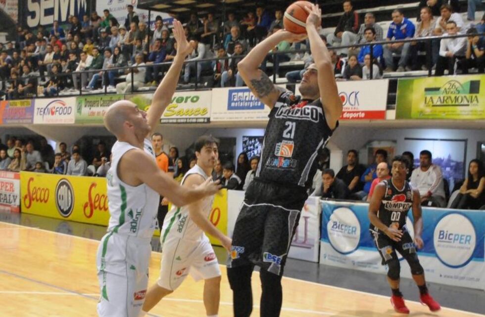 Olímpico se hizo fuerte como local y venció a Atenas