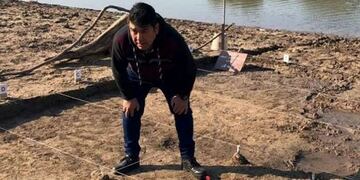 Voglino en la zona donde se produjo el hallazgo\u002E (Municipio de Ramallo)