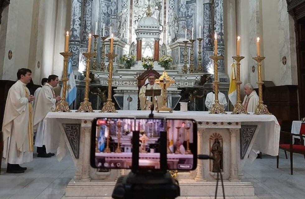 Aprueban pedido para reuniones religiosas de hasta 30 personas en Santa Fe