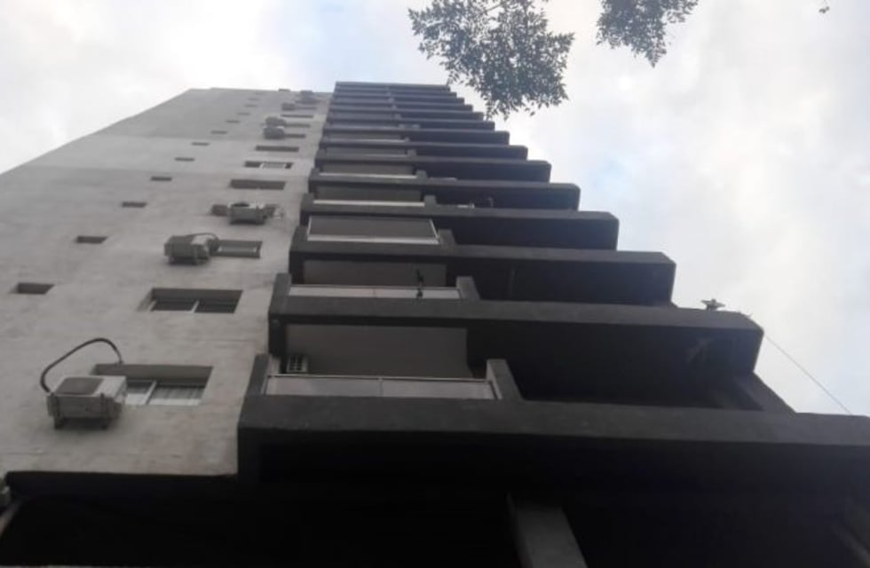La joven que cayó desde un 12° piso, habría estado bajo el efecto de estupefacientes