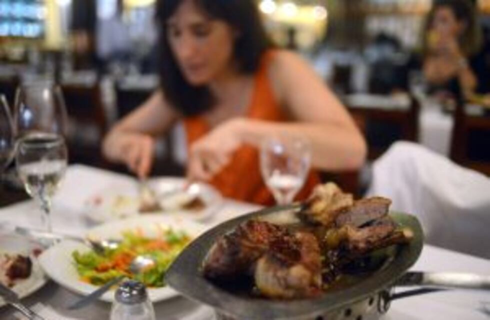 Crearán dos nuevos polos gastronómicos en La Boca y Mataderos