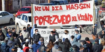 Manifestación en Malargüe en apoyo a Portezuelo del Viento