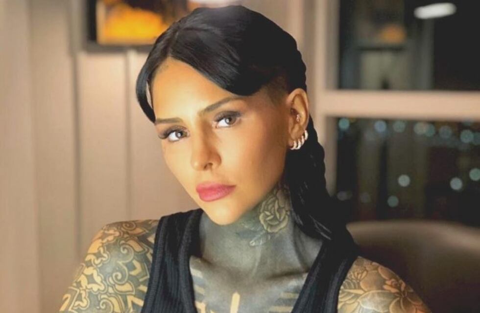 Candelaria Tinelli se tatuó una impresionante araña en la cara