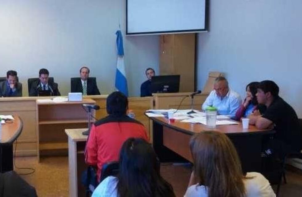 Esquel tras dos años comenzó  juicio contra una persona por robo y amenazas