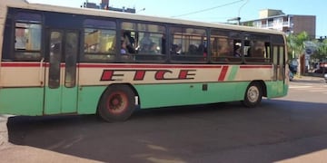 Eldorado: vecinos del barrio Roulet reclaman por la restitución del servicio nocturno de colectivos.