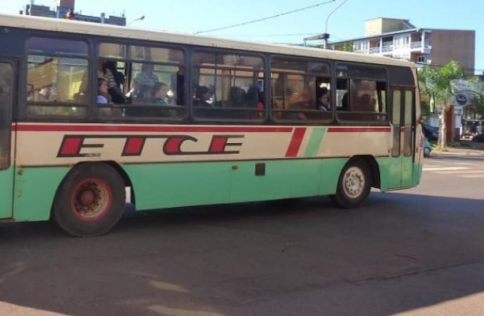 Eldorado: vecinos del barrio Roulet reclaman por la restitución del servicio nocturno de colectivos
