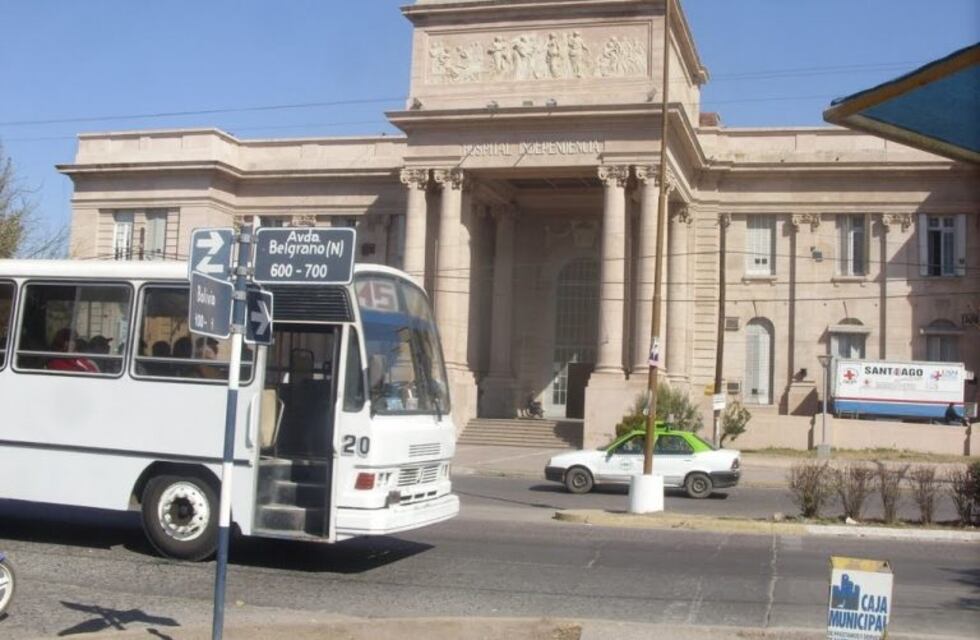 Delincuentes se llevaron una computadora del Hospital Independencia