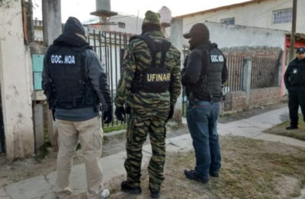 En un mega operativo detuvieron a 13 personas por narcotráfico