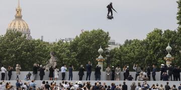TOPSHOT - Zapata CEO Franky Zapata flies a jet-powered hoverboard or \