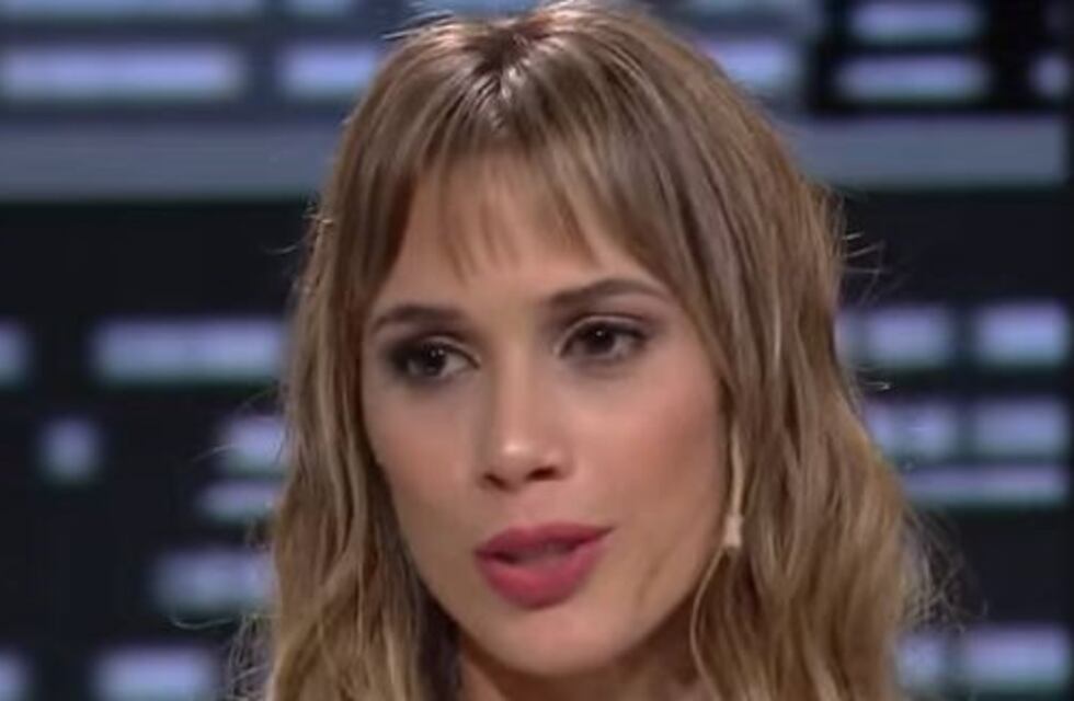 "Chechu" Bonelli confesó que pasó por el quirófano para sacarse lolas