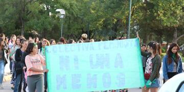 Pañuelazo en Tres Arroyos por la aprobación del Proyecto de Ley de Interrupción Voluntaria del Embarazo (IVE)\u002E