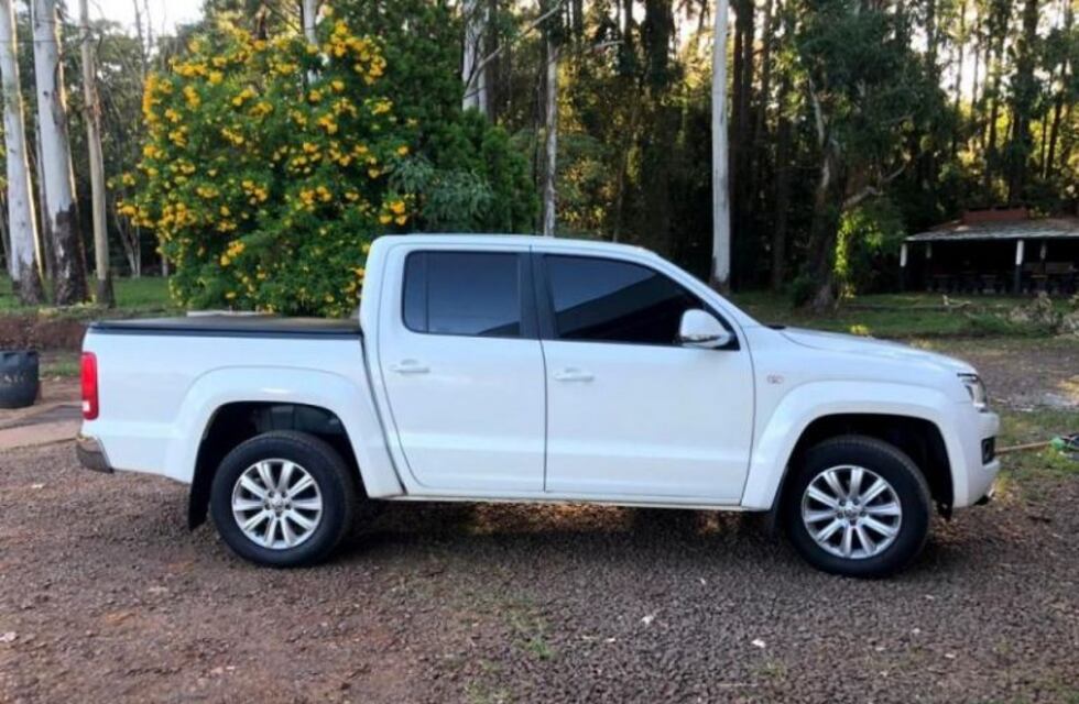 Continúa sin aparecer la camioneta Amarok que robaron a punta de pistola en el kilómetro 11