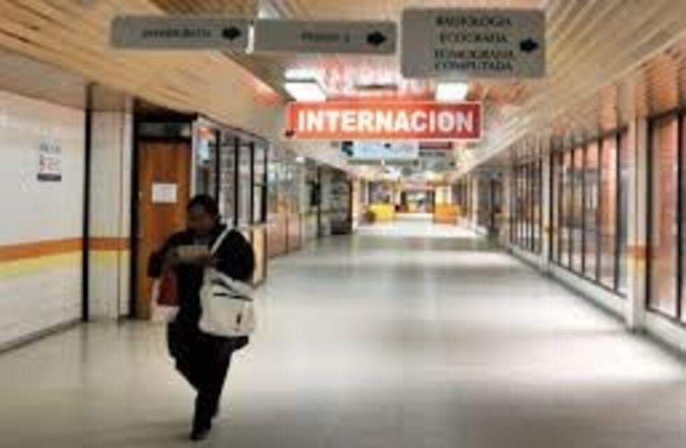 La encontraron sin vida en las escaleras del Hospital Penna