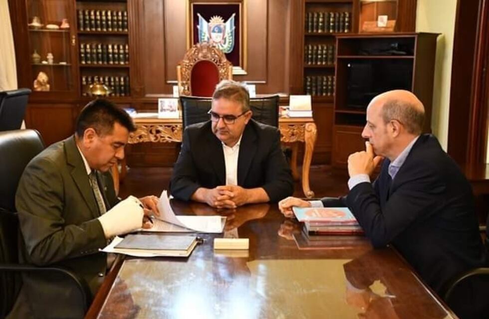 Firmaron un convenio entre el Ministerio de Educación y la Universidad Pedagógica Nacional