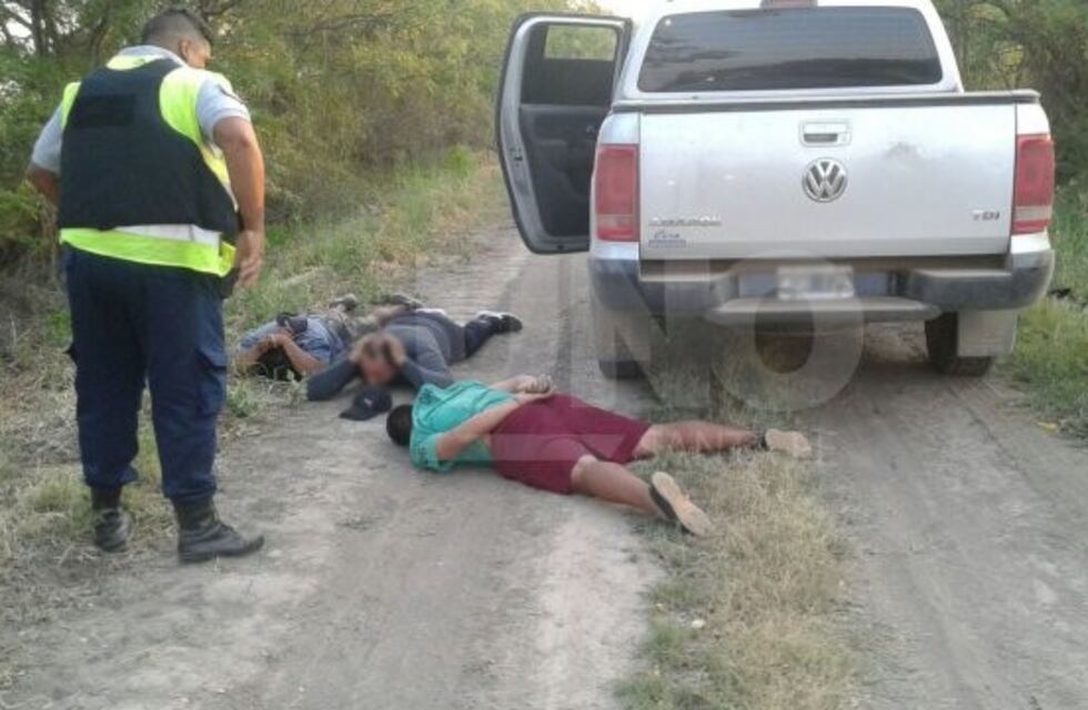Persecución en una ruta santafesina terminó con tres detenidos y la rotura de una barrera del peaje