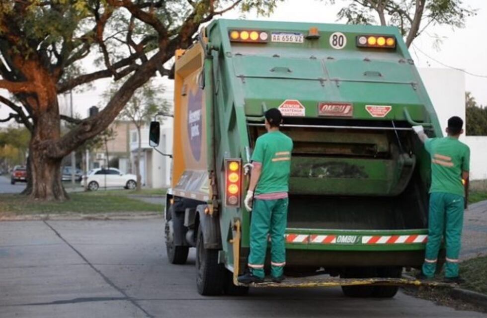 Miércoles y jueves no se saca la basura