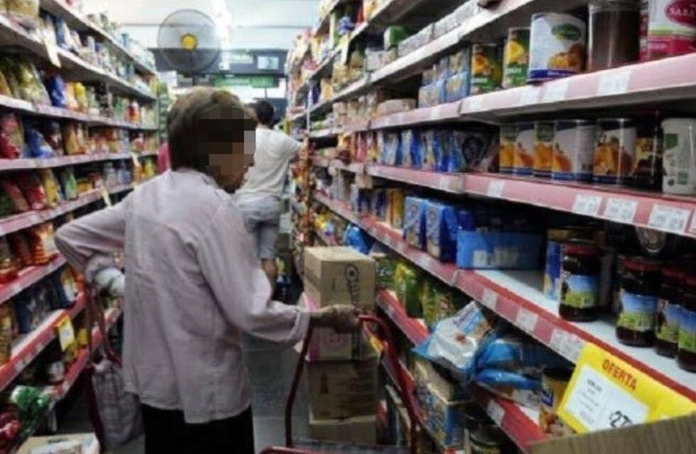 En Mendoza una familia necesitó 16 mil pesos para no ser pobre en abril