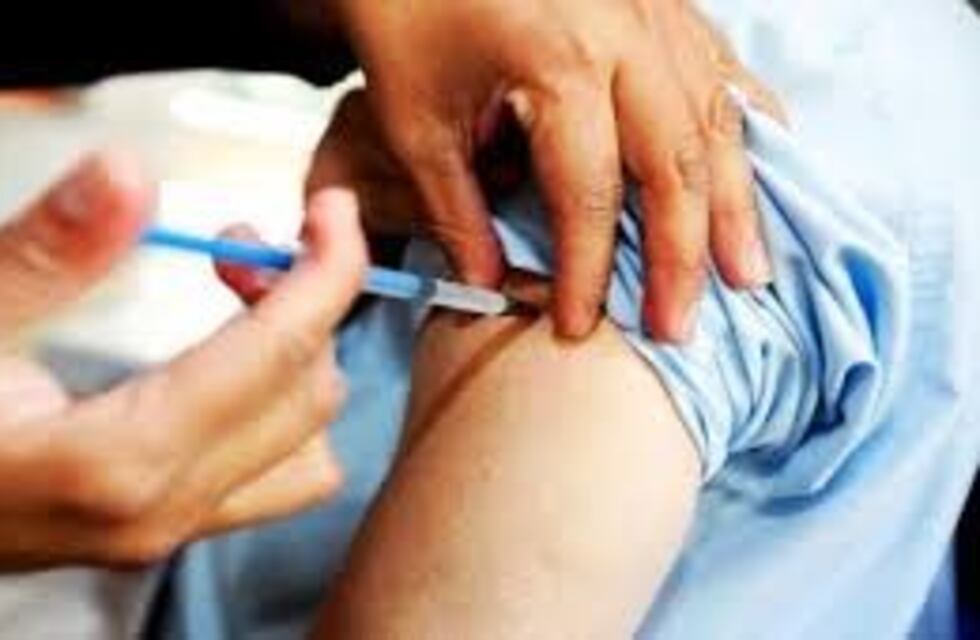 Continúa la campaña de vacunación antigripal y contra la neumonía en Salta