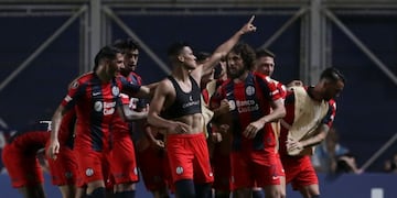 Marcelo Herrera festeja el único tanto de su equipo (AP Photo/Daniel Jayo)