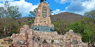 Monumento a Martín MIguel de Güemes (Web)