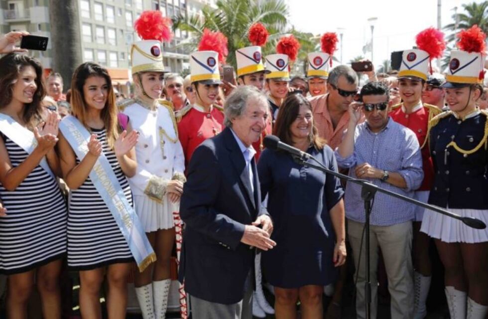 Homenajearon a Carlitos Balá en Mar del Plata