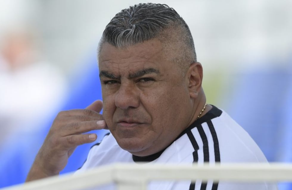 Tapia admitió que "no sería una locura" que Scaloni dirija a la Selección en la Copa América