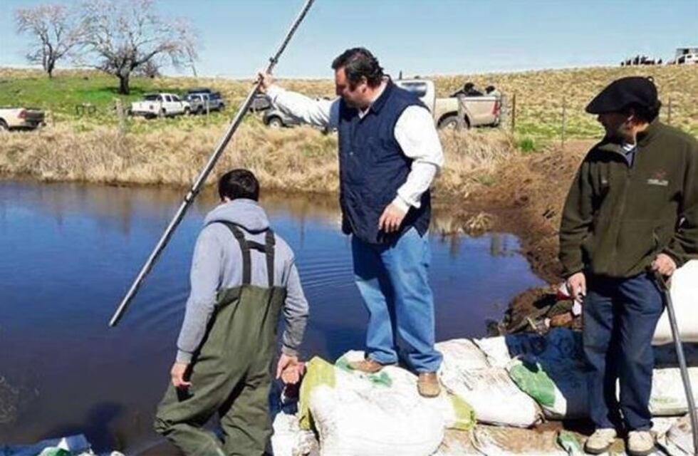 Advierten que las inundaciones afectan al 80% del área productiva del partido de Daireaux