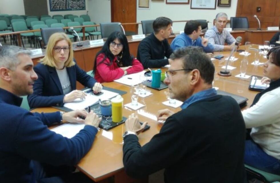 Consenso para que se sumen 60 agentes a la planta permanente del Municipio