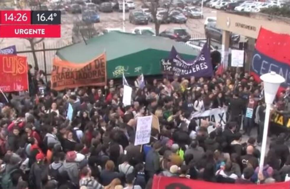 Familiares y amigos de Anahí Benítez marcharon en reclamo de Justicia