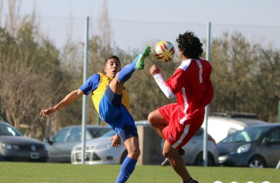 Godoy Cruz igualó en un amistoso ante Huracán Las Heras