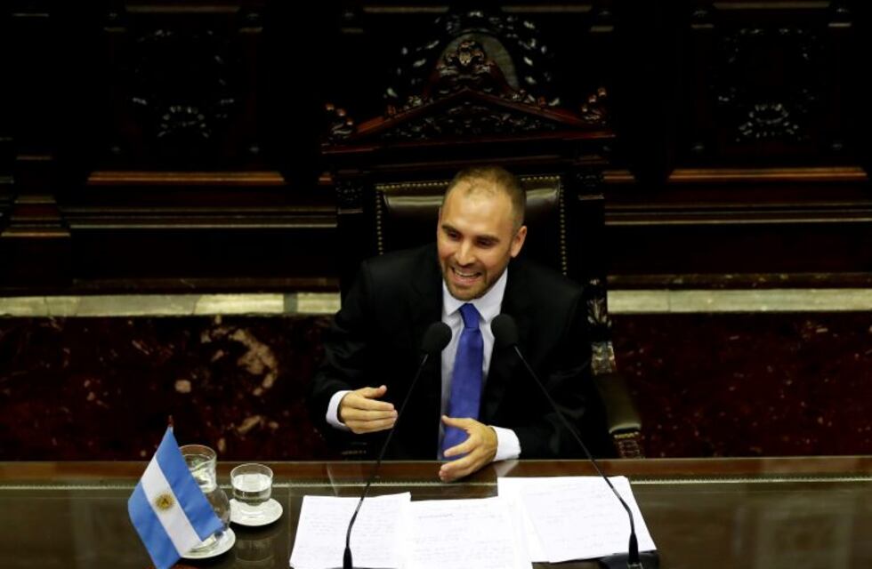 El Gobierno emitió bonos para pagar una deuda, pero se quedó corto y recurriría al Tesoro