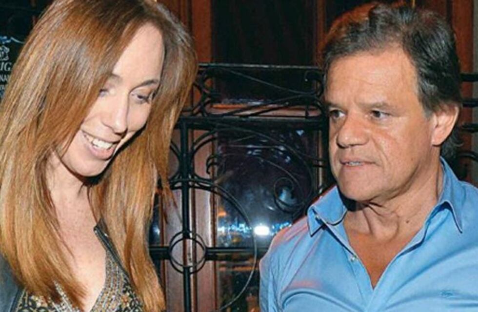 María Eugenia Vidal y Enrique Sacco vivieron un momento incómodo en un teatro porteño