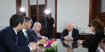 El funcionario de la Casa Rosada fue recibido por el gobernador Miguel Lifschitz\u002E (@jorgefaurie)