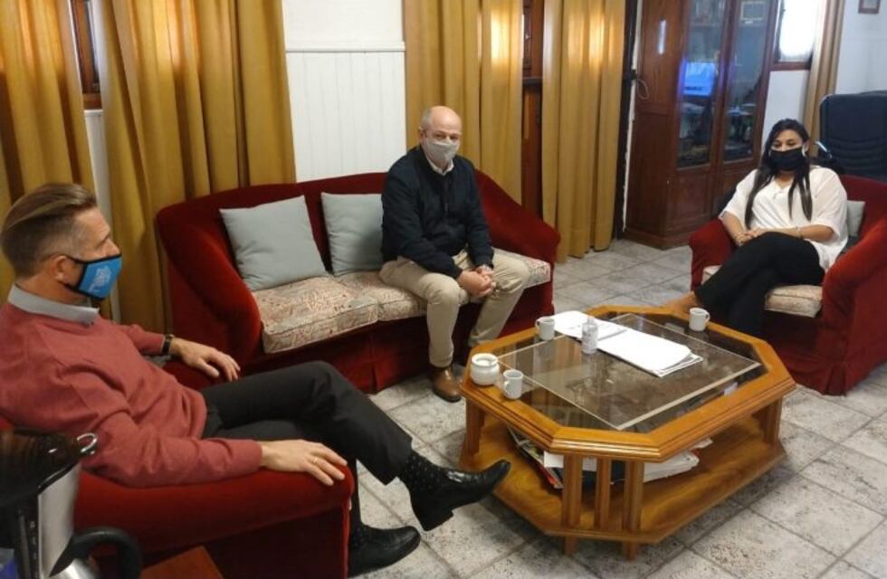 Uset recibió a la nueva Jefa Distrital de Educación