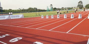 Inauguraron la pista de atletismo del Centro Provincial de Alto Rendimiento Deportivo\u002E