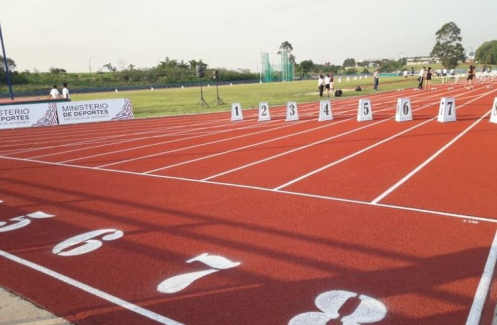 Passalacqua inauguró la flamante pista de atletismo del Cepard