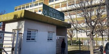 Tuvo a su hijo en el hospital de Villa Regina y murió a la espera de una cama disponible