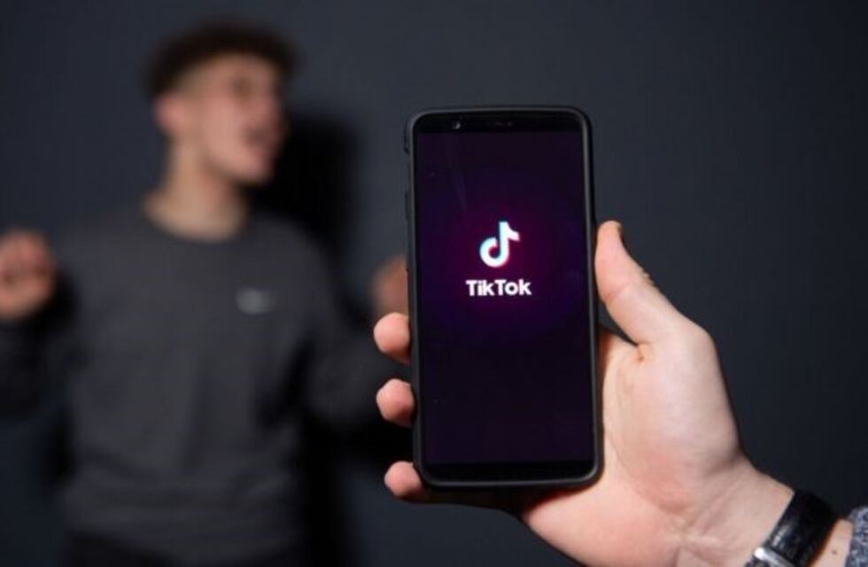 Tik Tok estalla con acusaciones de latinos contra estadounidenses que piensan que América no es un continente
