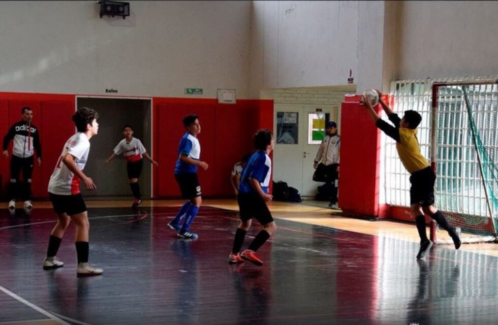 Arrancó el Torneo de Futsal Aniversario de Río Gallegos