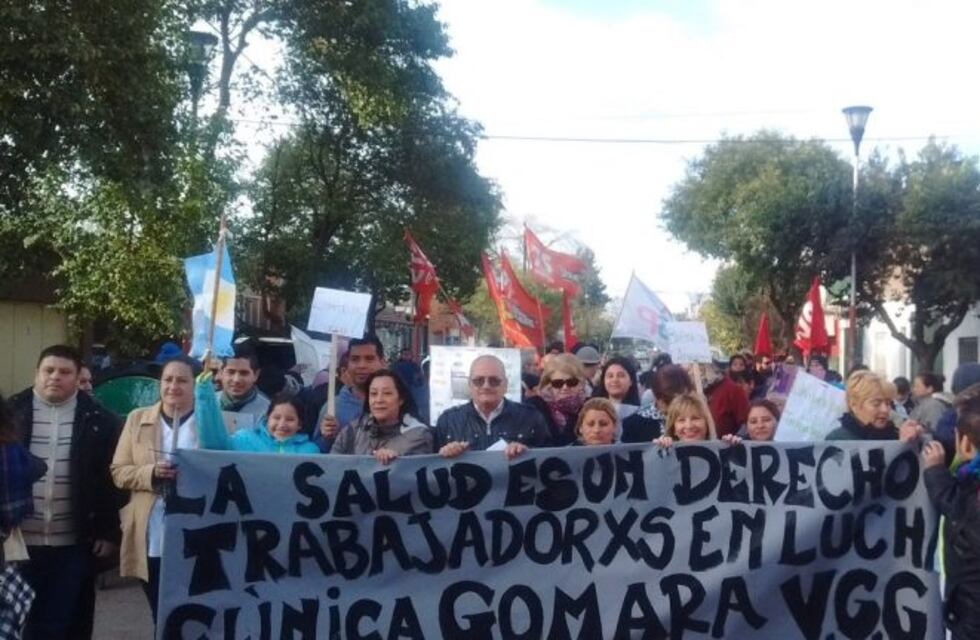 Empleados del sanatorio Gomara se movilizaron en Villa Gobernador Gálvez