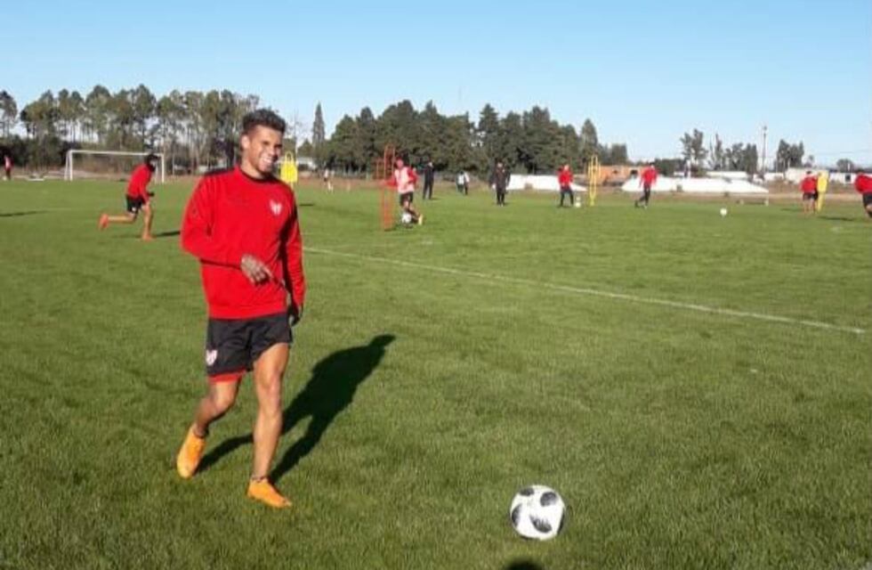 Facundo Silva ya entrena en Instituto